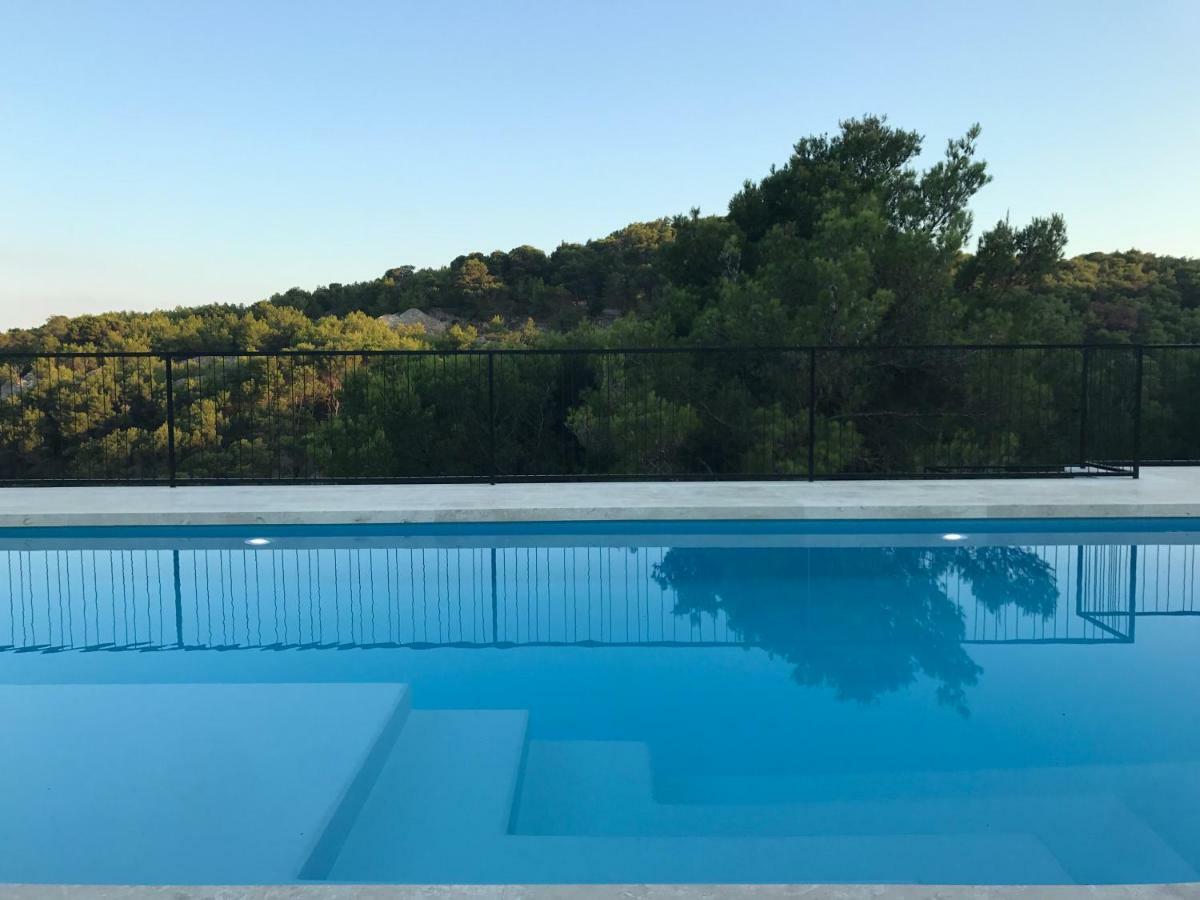 Villa Pietra Selca  المظهر الخارجي الصورة